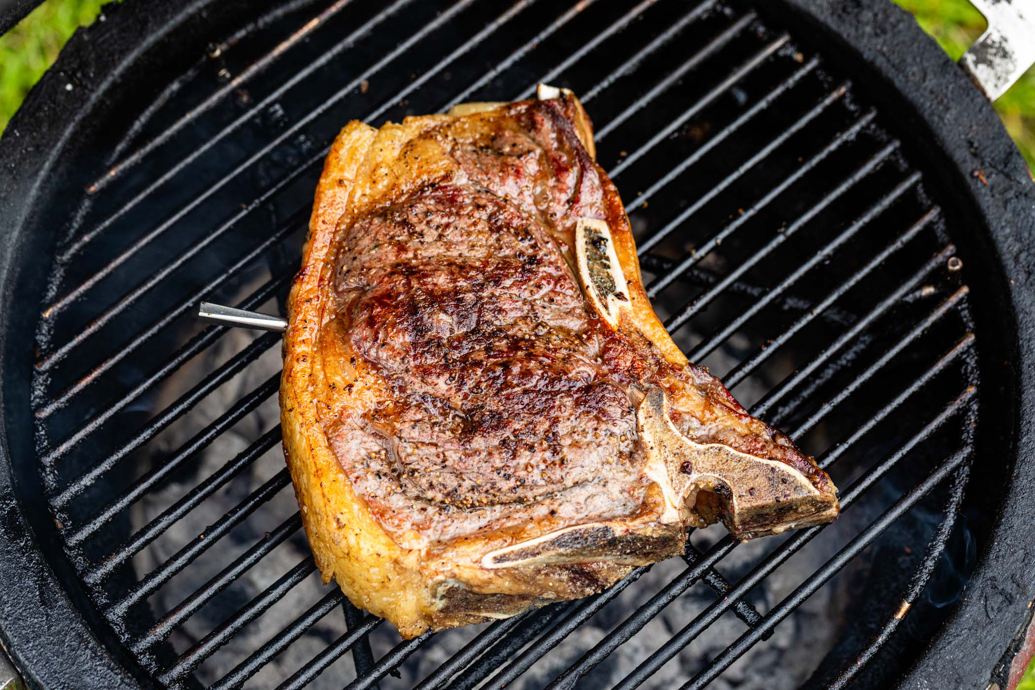 Sirloin Chop 800g & MEATER Pro