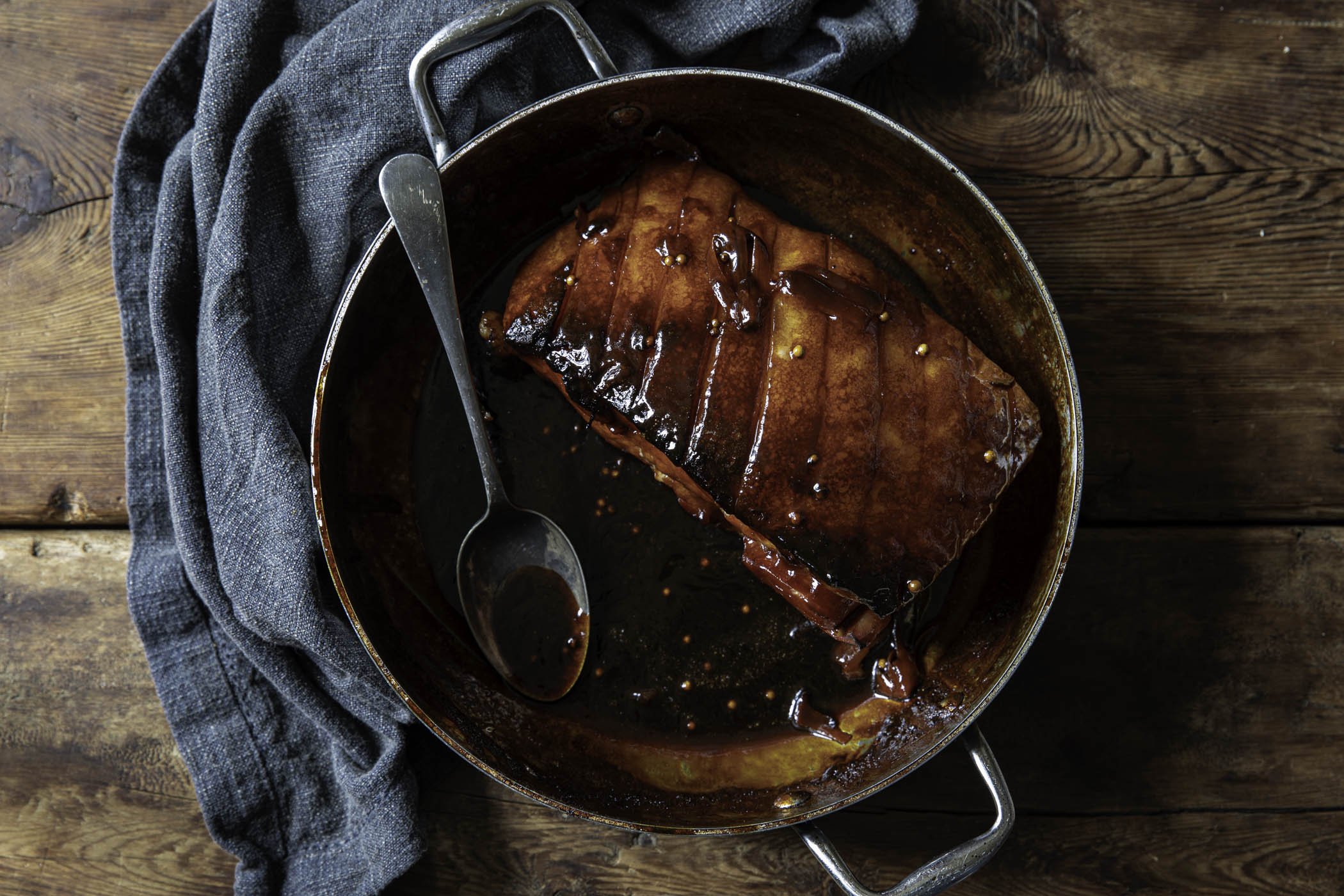 Dry-Cured York-Style Ham Rump, Boneless & Uncooked