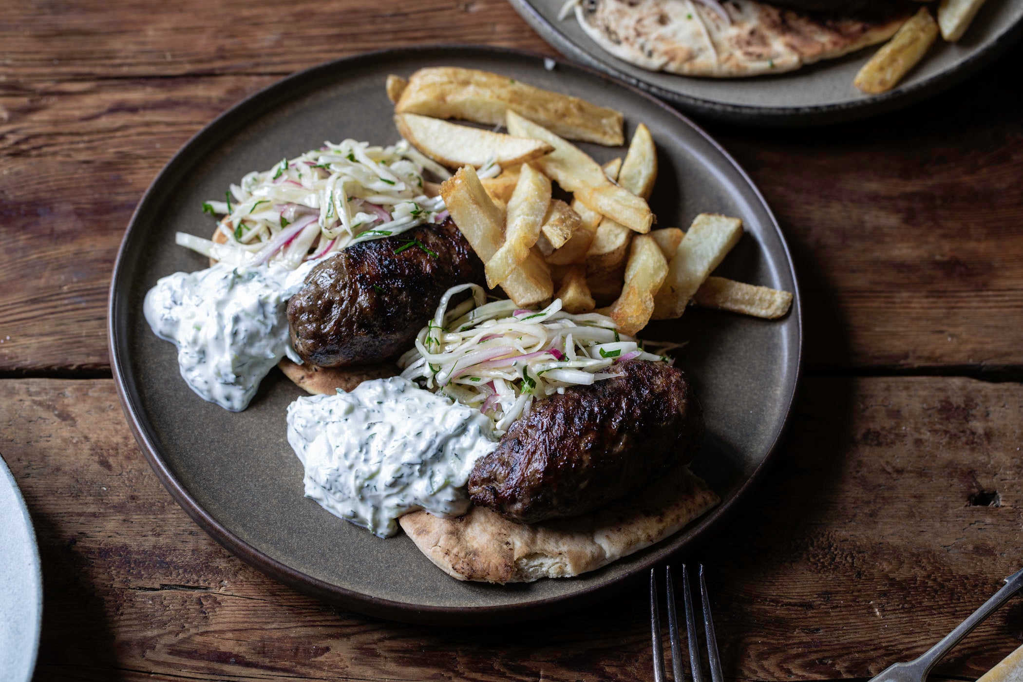 x THE KINNEUCHAR INN Sheftali